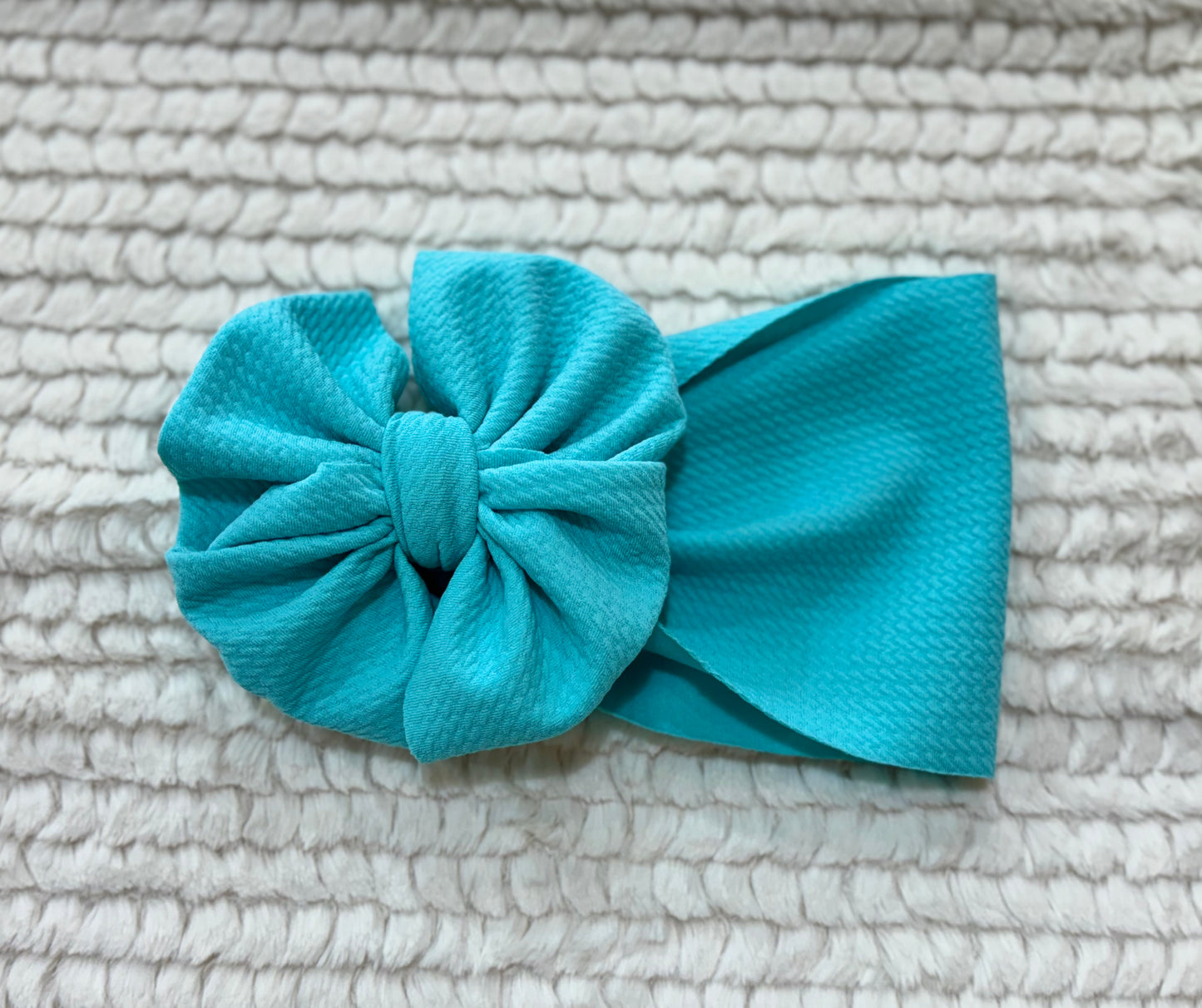 teal bow