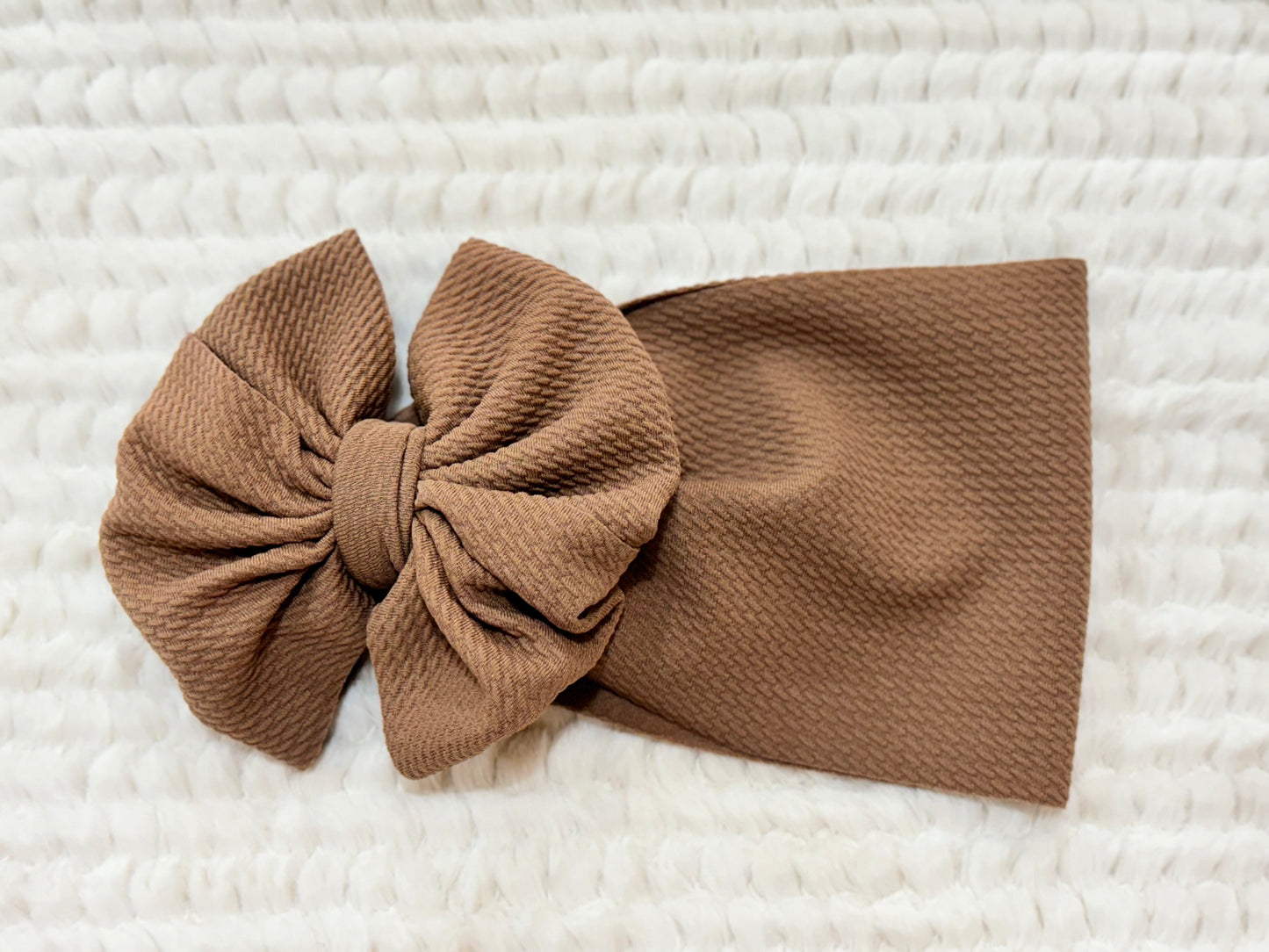 mocha bow