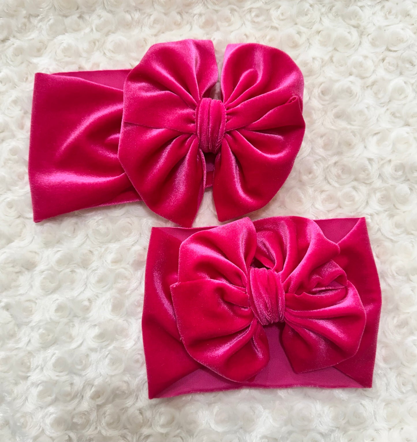 hot pink velvet bow - Ivory Soul