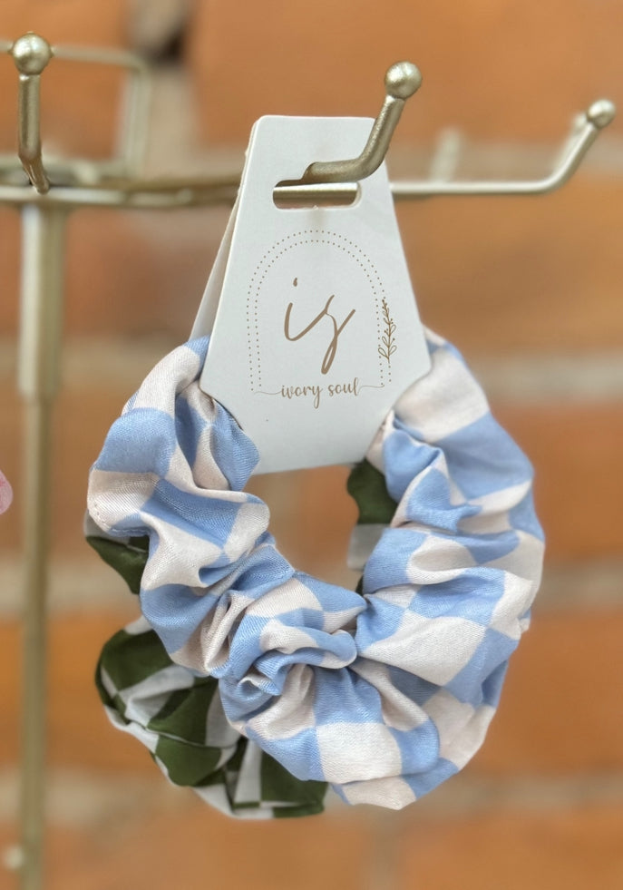 checkered scrunchies • two pack - Ivory Soul