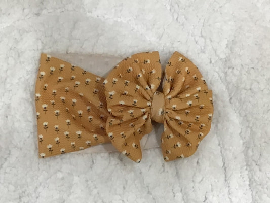 golden florals bow