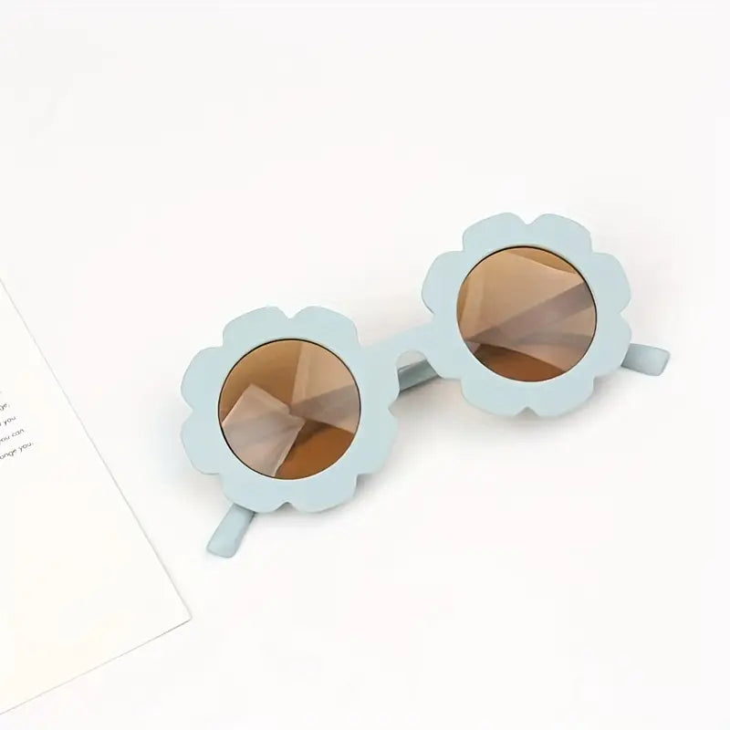 kid’s flower shaped sunglasses