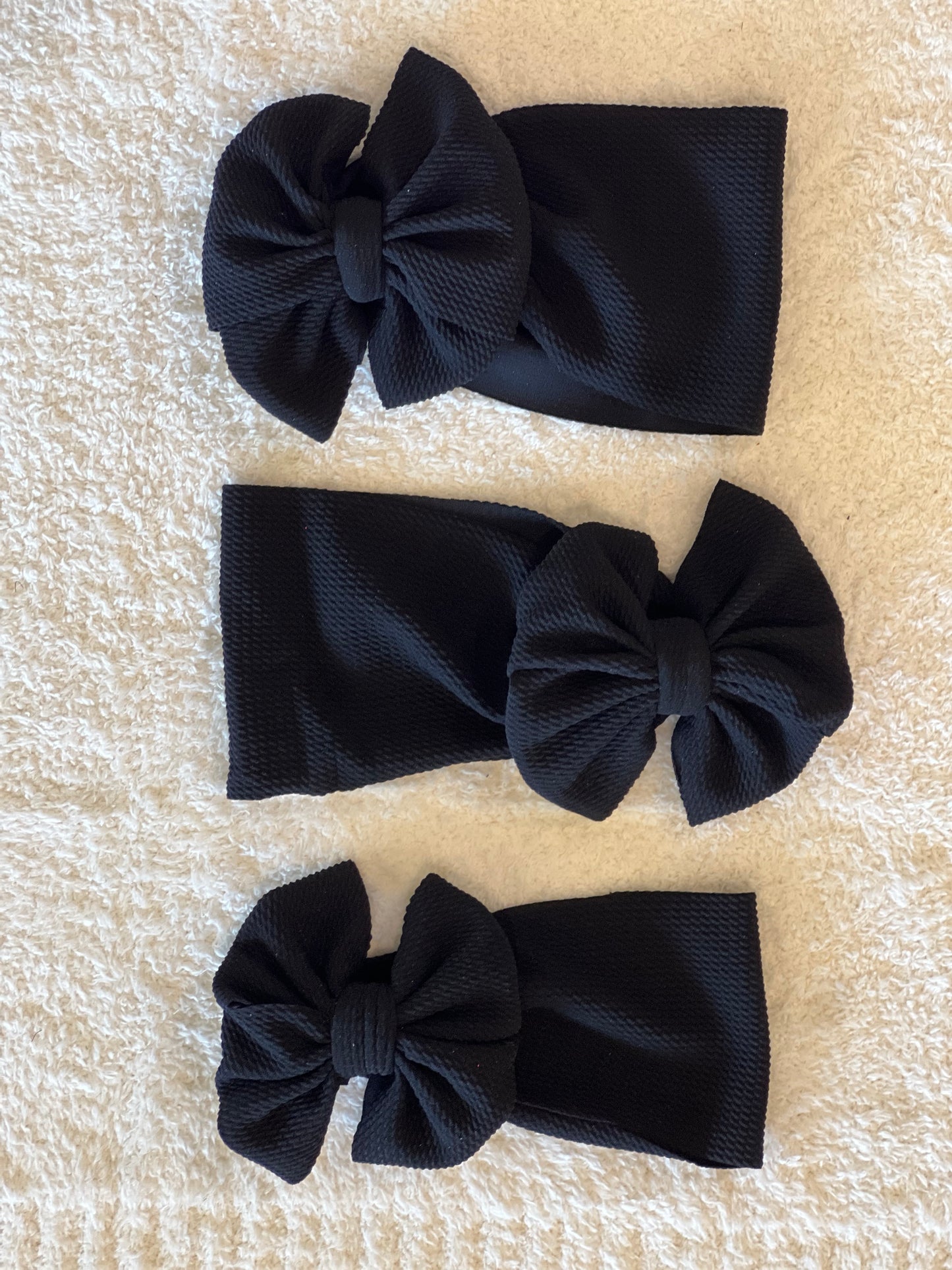 black bow