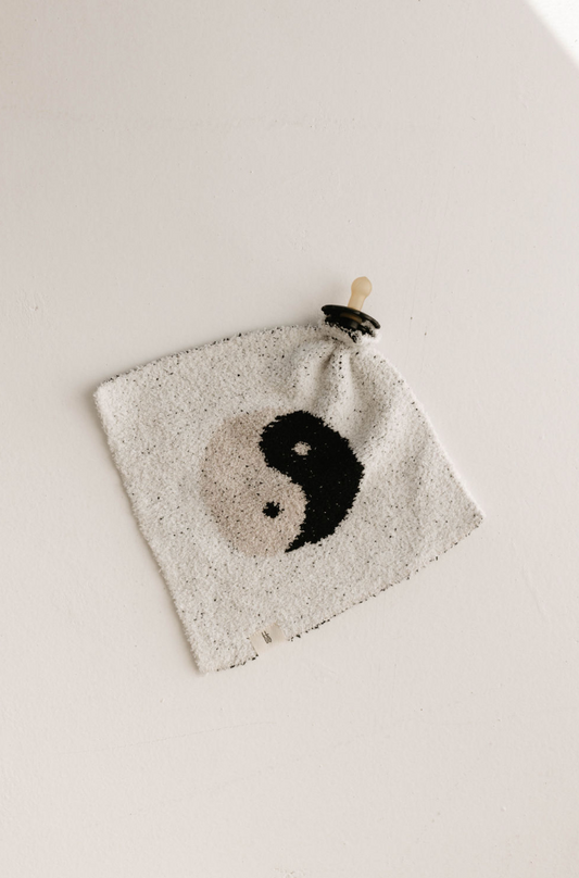 Lovey | Yin-Yang Black & White - Ivory Soul