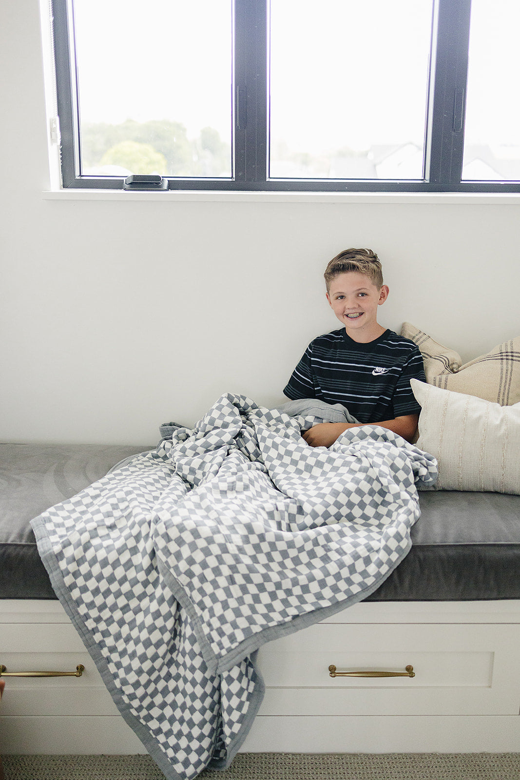 Dusty Blue Wavy Checkered Twin Muslin Quilt - Ivory Soul