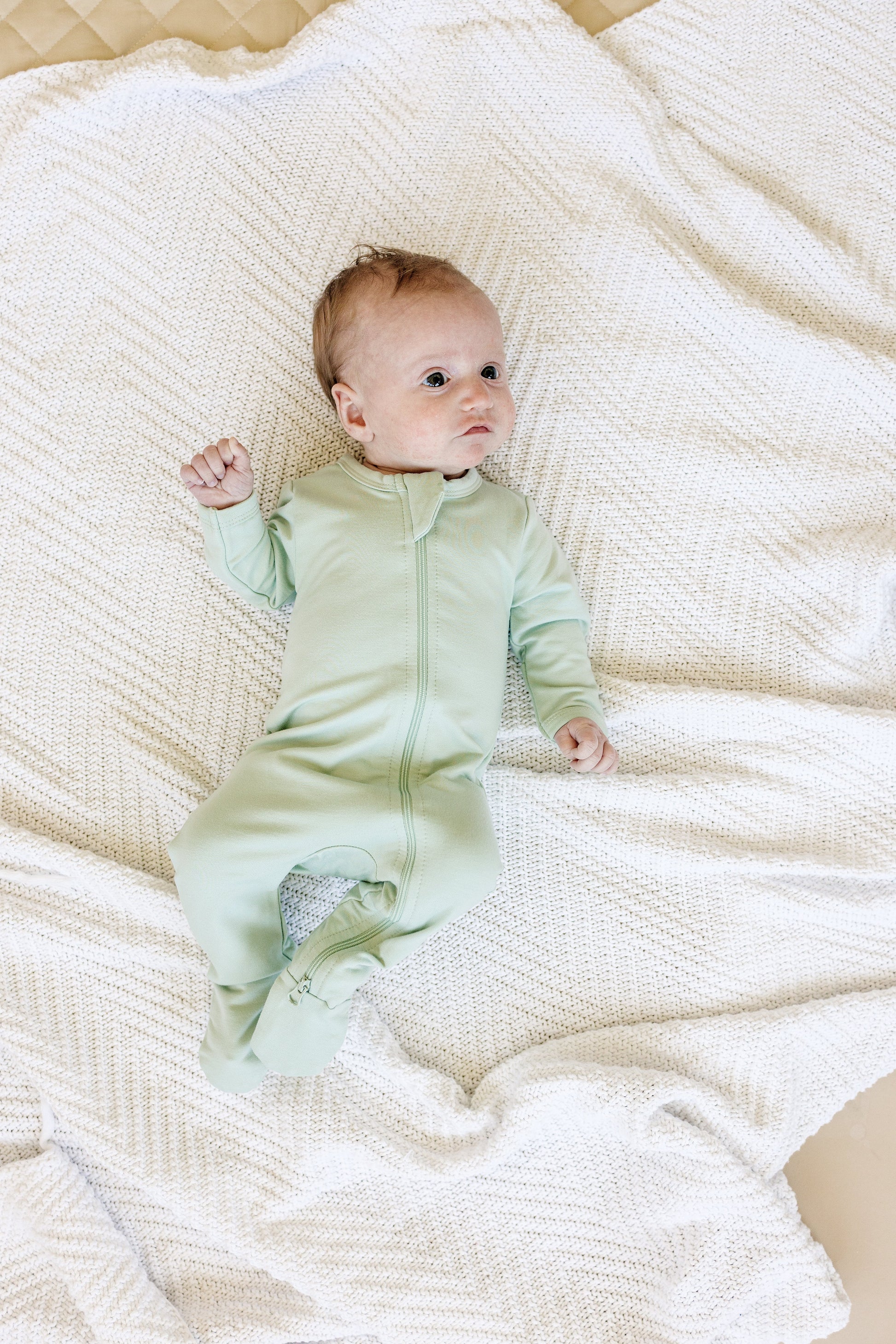 Bamboo Footed Zippy Romper - Ivory Soul