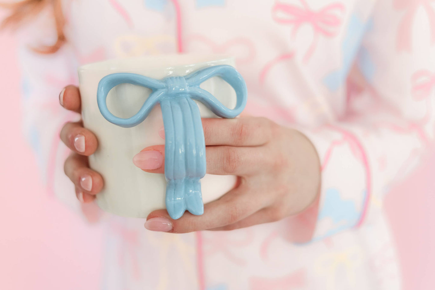 bow ceramic coffee mug w/ ribbon handle
