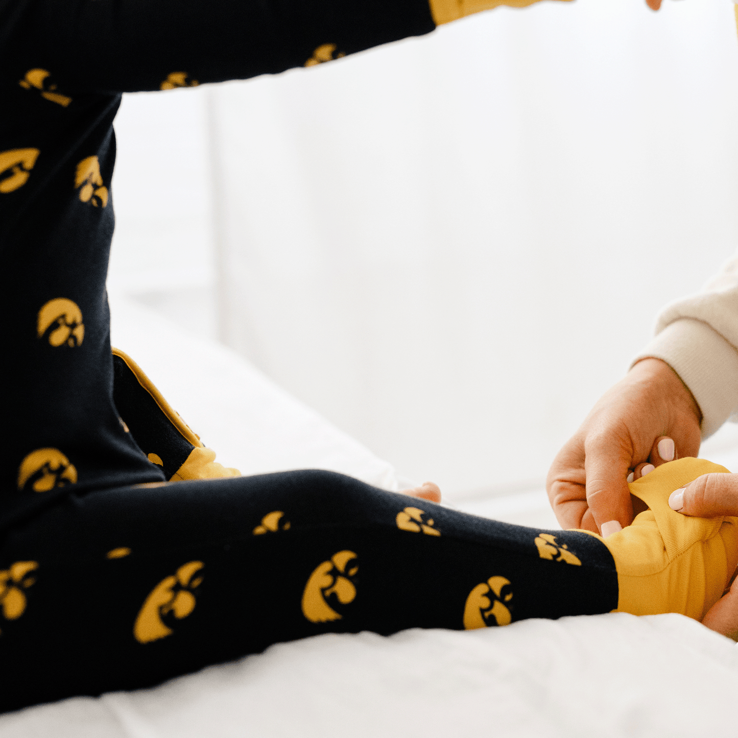 iowa hawkeyes double zipper onesie