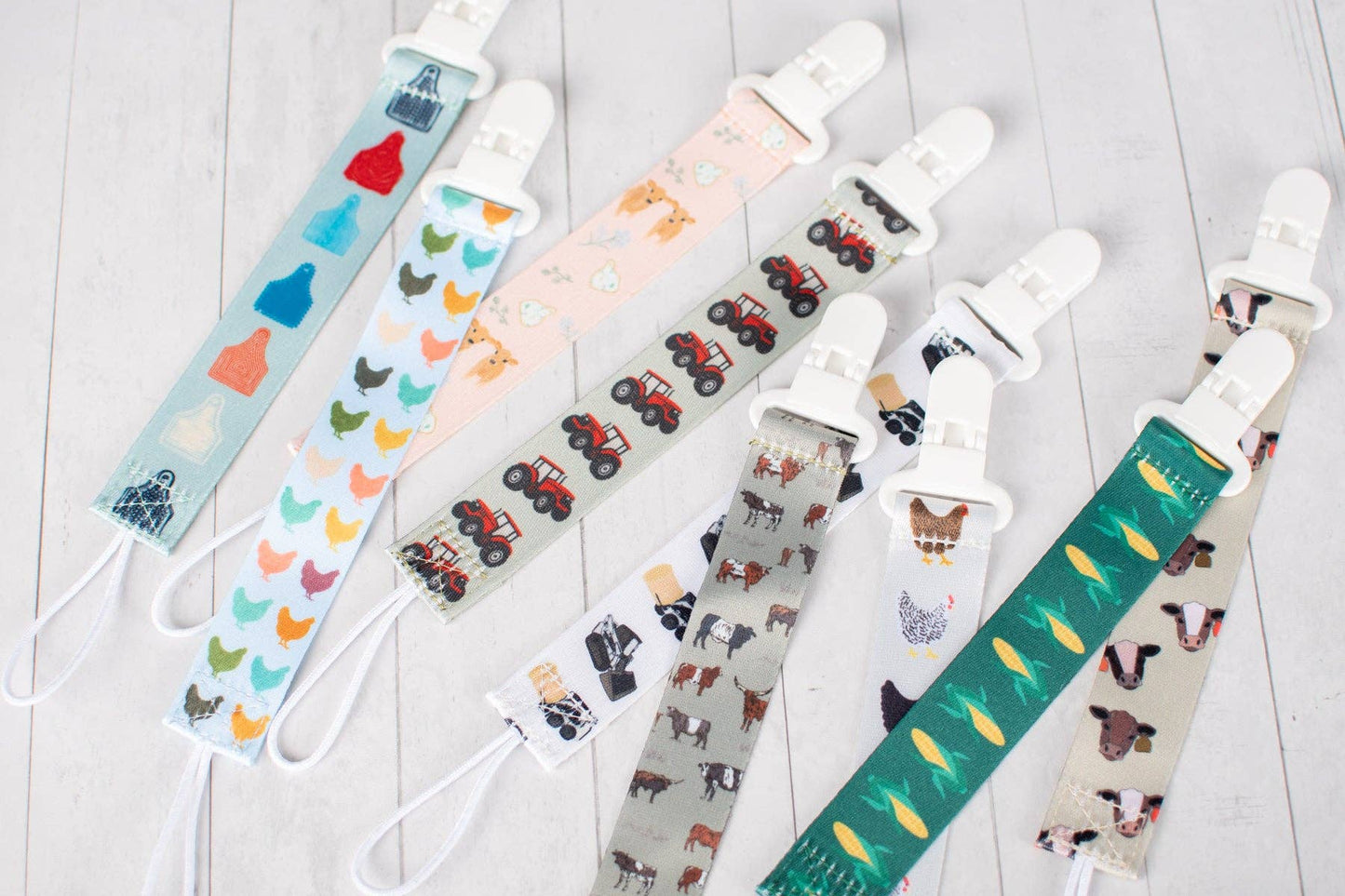 retro corn paci clip