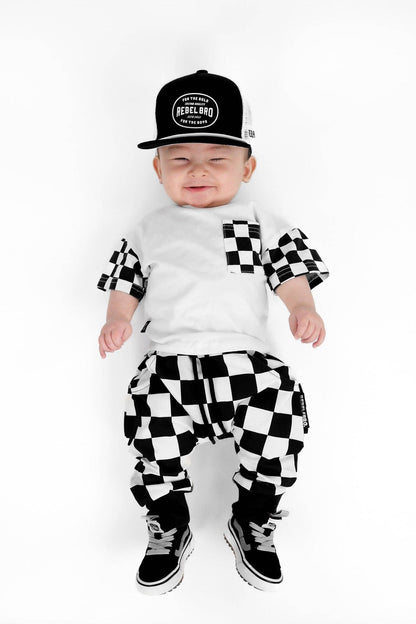 the basic rebel jogger in venice