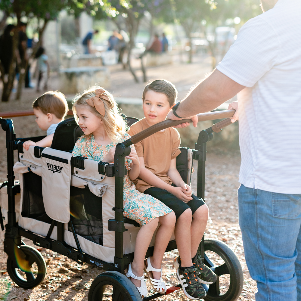 Keenz Vyo͞o The Seating Chameleon Stroller Wagon 4-Passengers – Ivory Soul